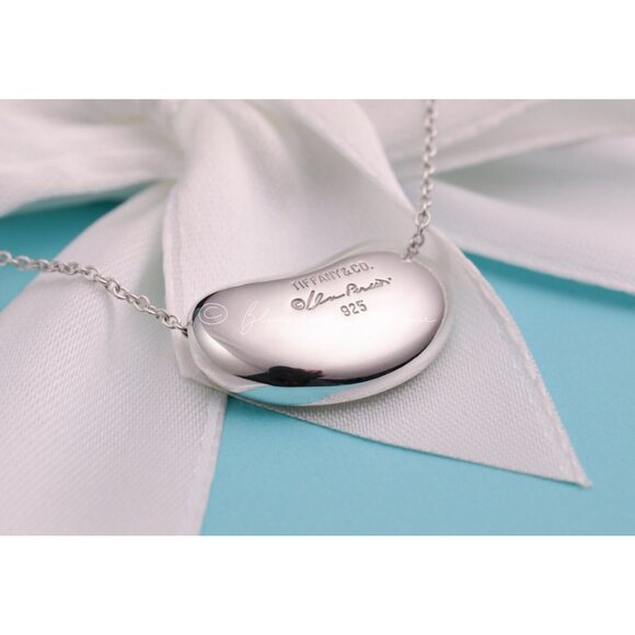 Tiffany & Co. Elsa Peretti Bean Design Pendant Necklace 18mm in Silver 16" Chain - Picture 6 of 9